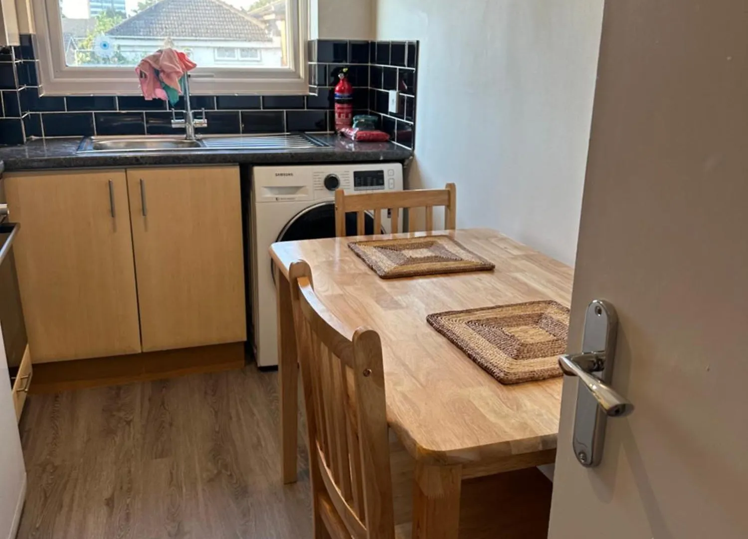 Apartment Hlm Property Single Room Only London United Kingdom
