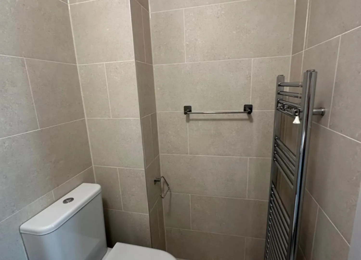 Apartment Hlm Property Single Room Only London